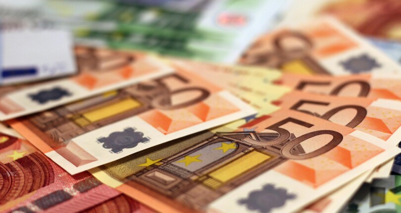 ¿Quién debe abonar los honorarios de la inmobiliaria en un alquiler?